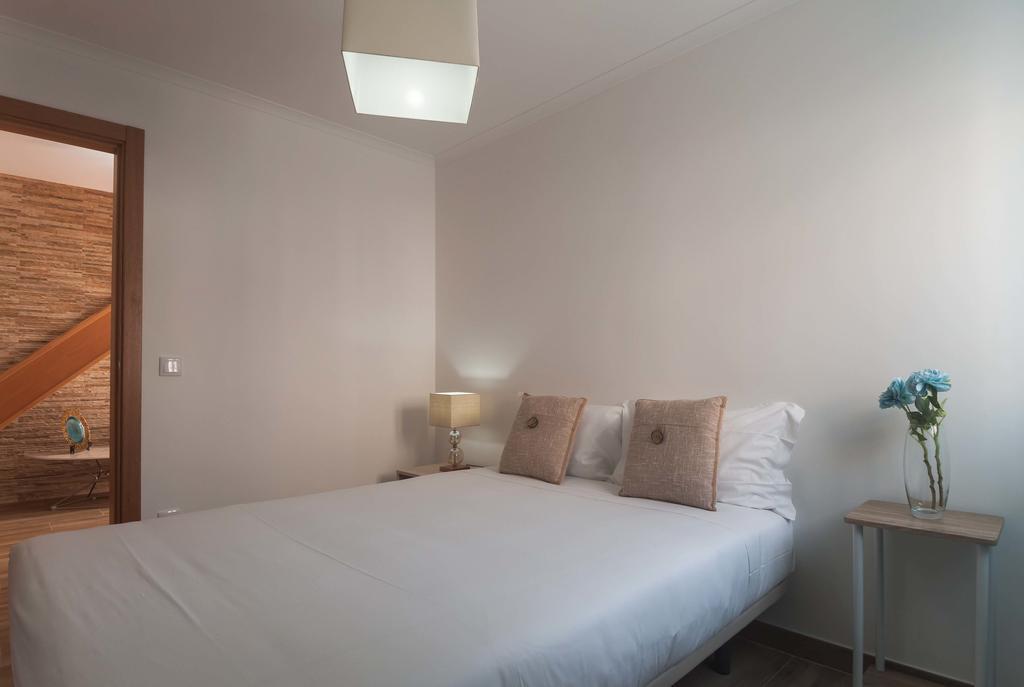 Westside Beach House Peniche Exterior foto