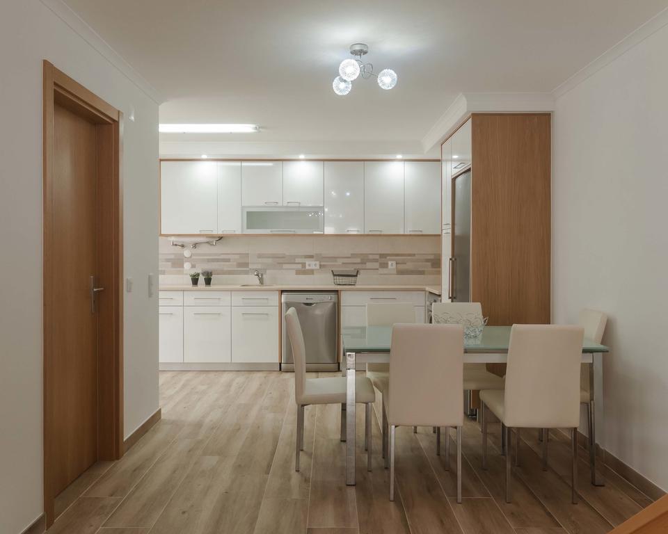 Westside Beach House Peniche Exterior foto