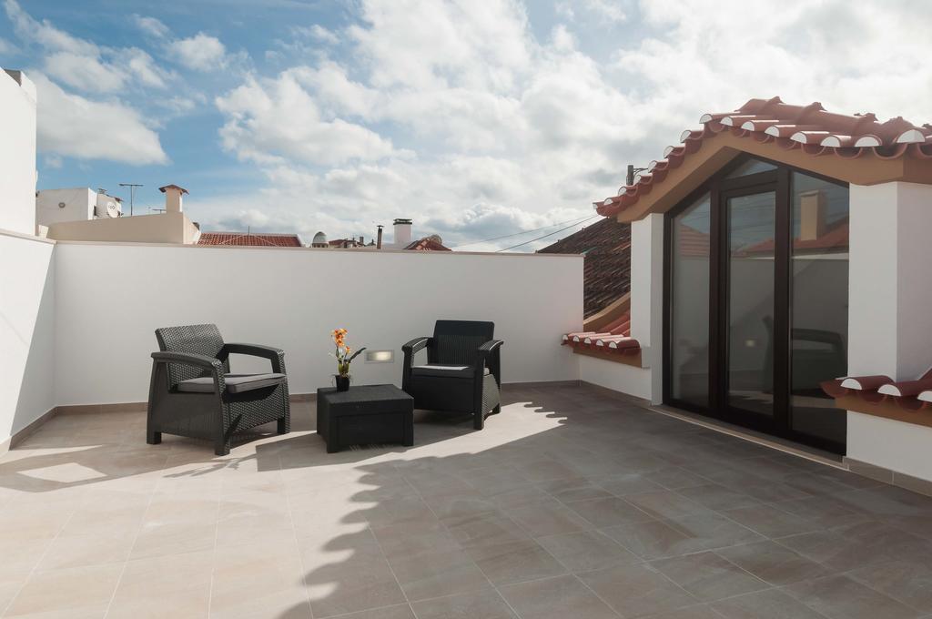 Westside Beach House Peniche Exterior foto