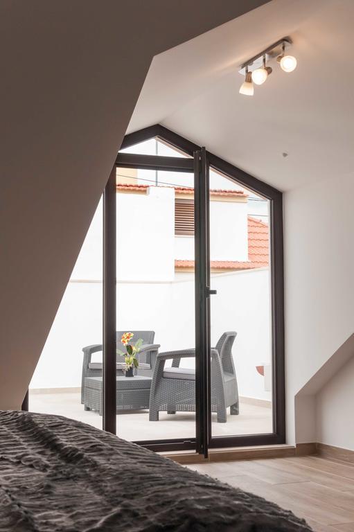 Westside Beach House Peniche Exterior foto